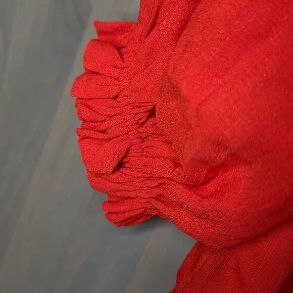 Elodie Blouse Womens XS Red Orange Cold Shoulder Elastic Cuff Sleeve Ruffle - Picture 8 of 11